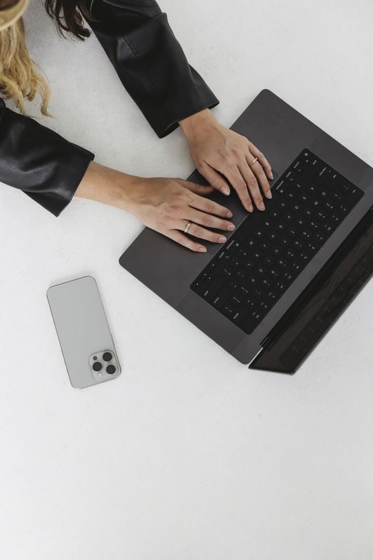 Trabajo de planificación y análisis en el estudio